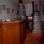 Inglés Hotel *