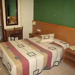 Inglés Hotel *