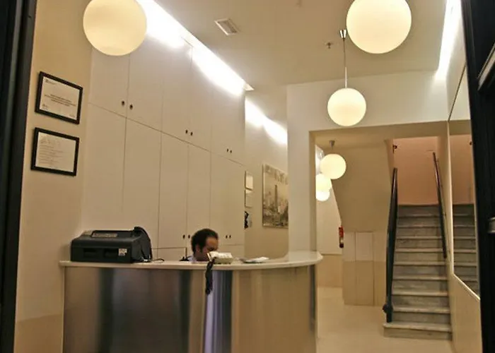 イングレス ホテル